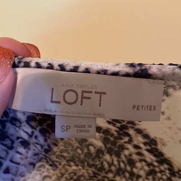 LOFT blouse NWOT - Picture 11 of 12